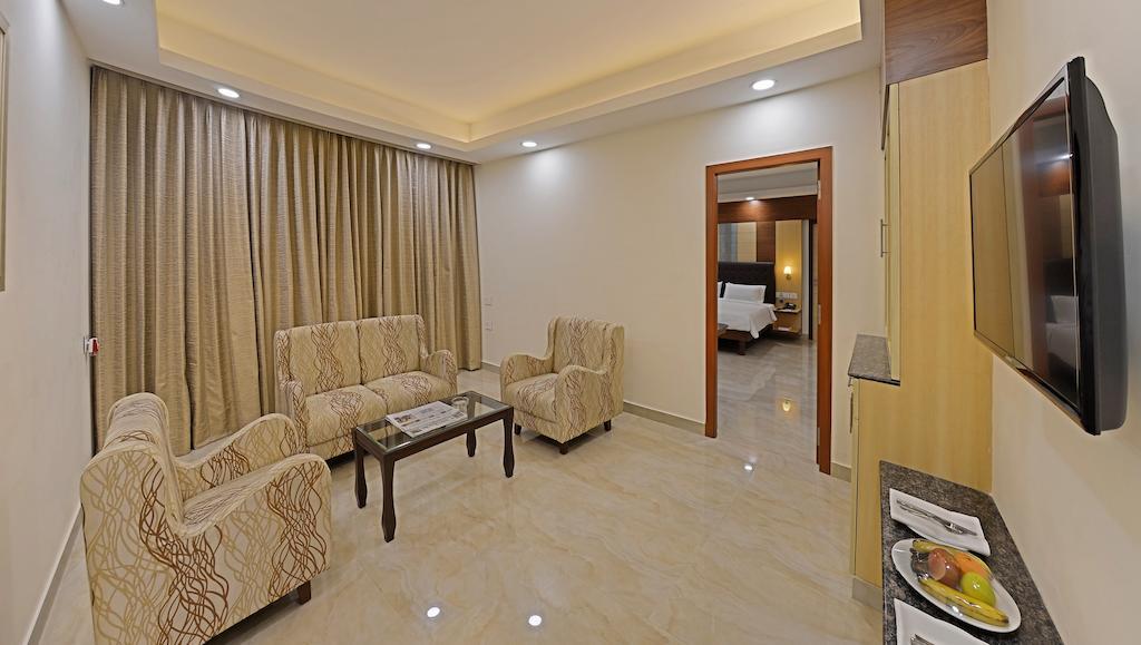 Poppys Anukula Residency Vellore Room photo